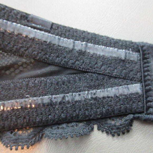 NWT Calvin Klein Women's Seduction Comfort Lace Strapless Lift Bra, Black, 30D - Picture 8 of 10